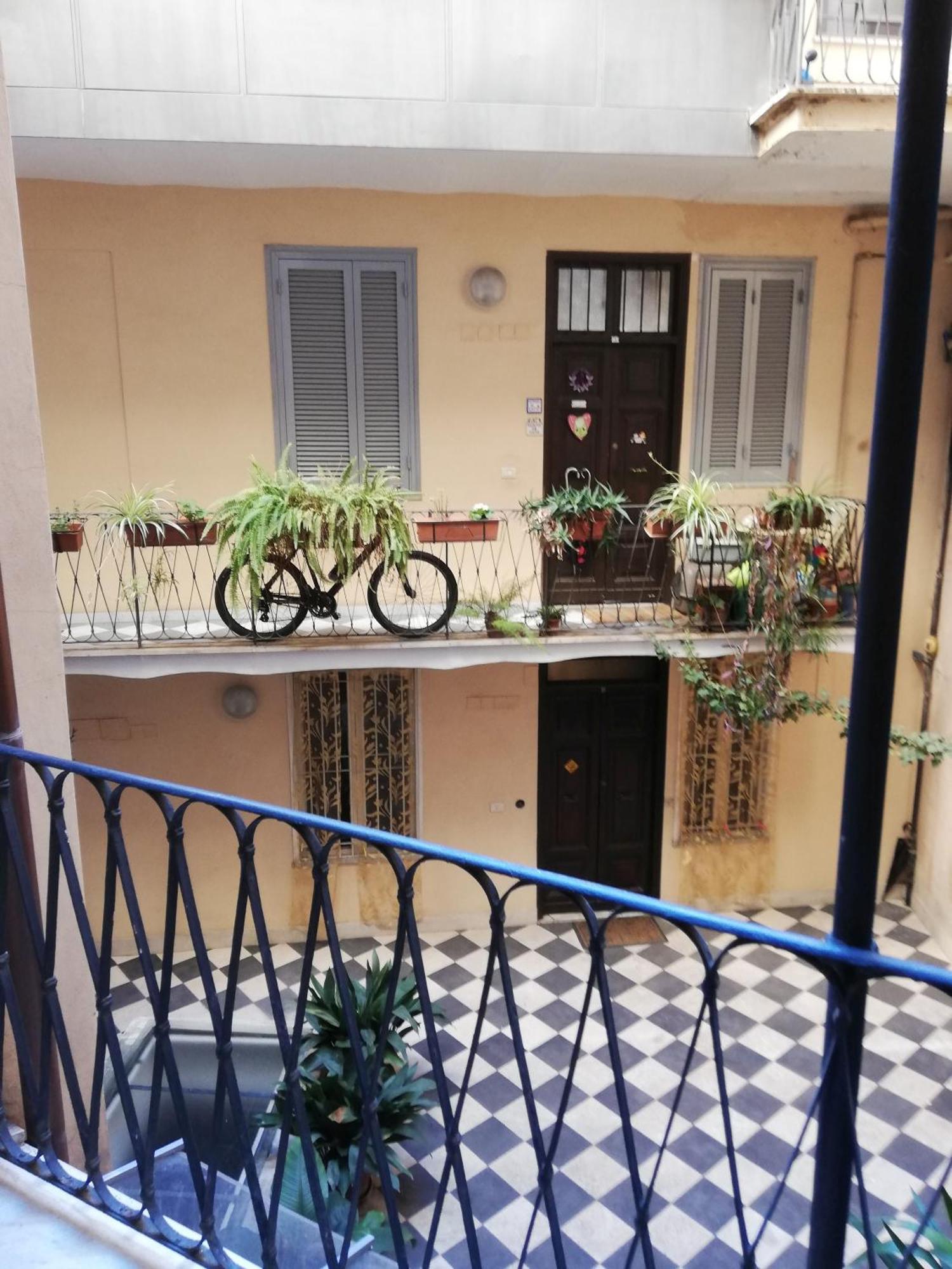 La Casa Sul Cortile Сasa de vacaciones Roma